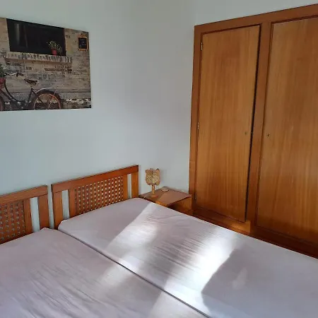 Apartment Acoteias - 3 Bedrooms Near Falesia Beach *