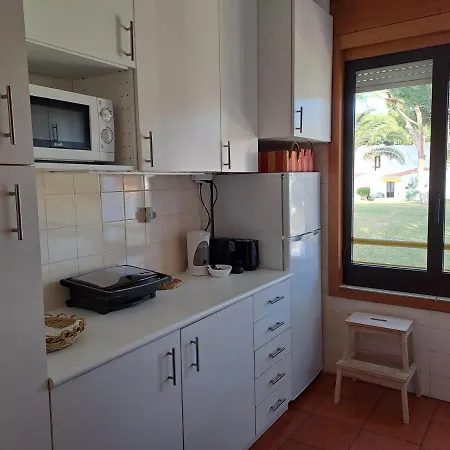 Apartment Acoteias - 3 Bedrooms Near Falesia Beach *